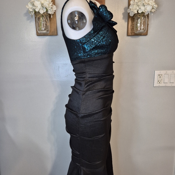 Betsy & Adam Sequin Top/Bow One Shoulder Mermaid Formal Gown - Picture 5 of 12